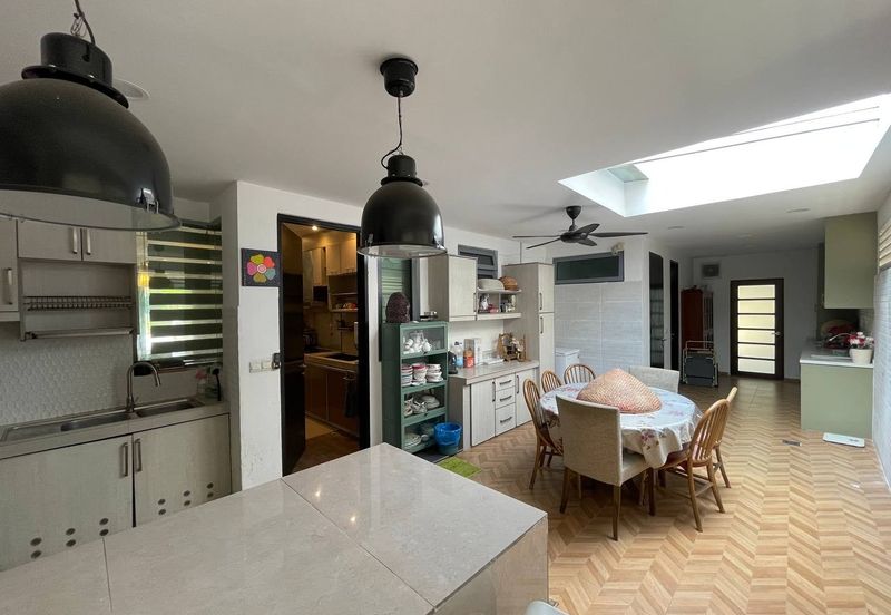 Bangi Lakehill Villas