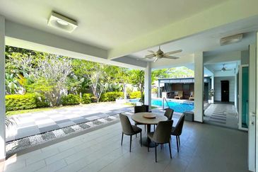 Bangi Lakehill Villas