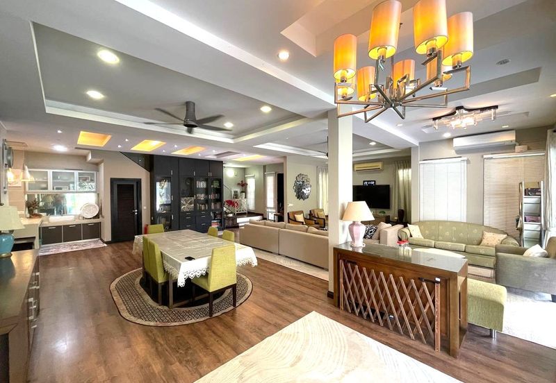 Bangi Lakehill Villas