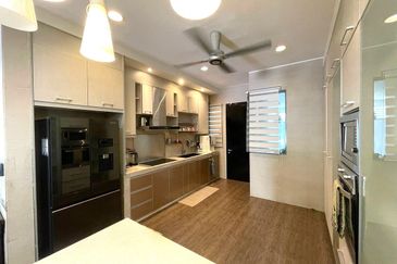 Bangi Lakehill Villas