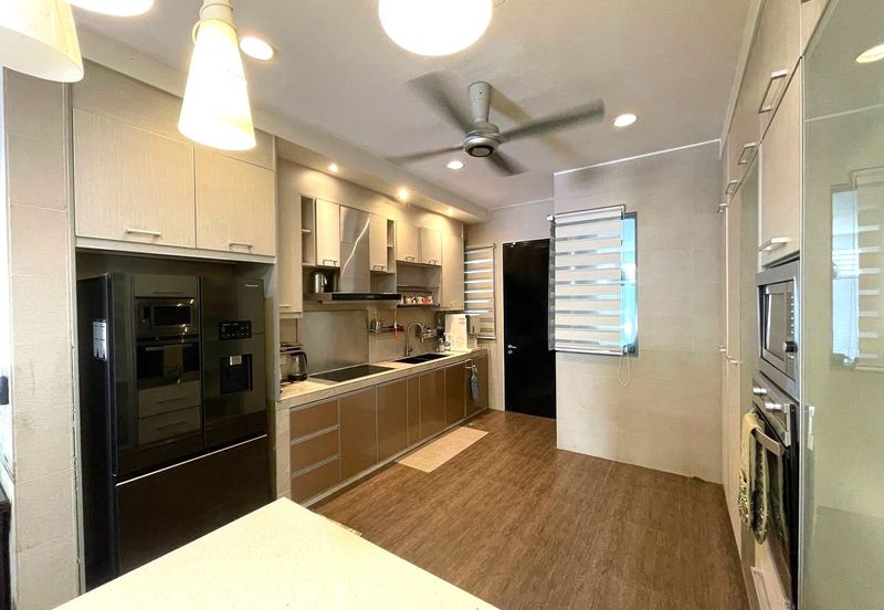 Bangi Lakehill Villas