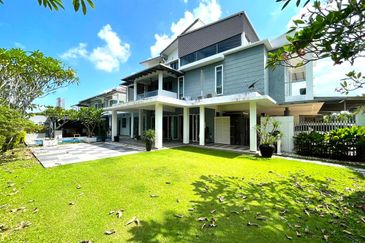 Bangi Lakehill Villas