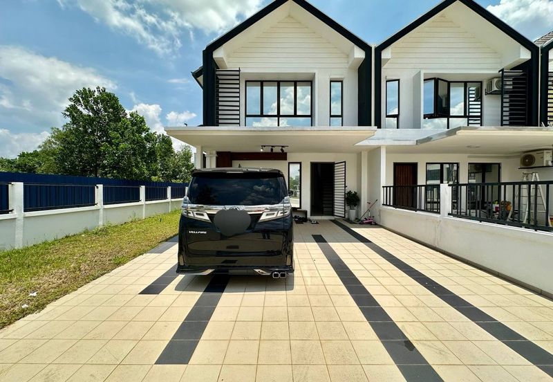 Avis 2 @ Setia Alam Sari