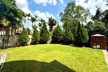 Putra Hill Residency