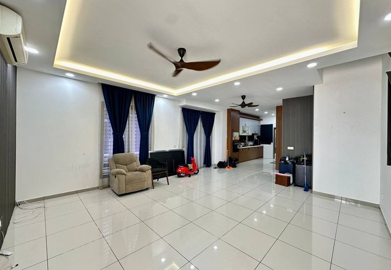 Avis 2 @ Setia Alam Sari