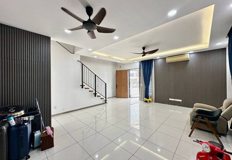 Avis 2 @ Setia Alam Sari