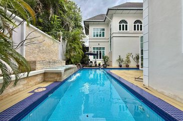 Impian Golf & Country Club