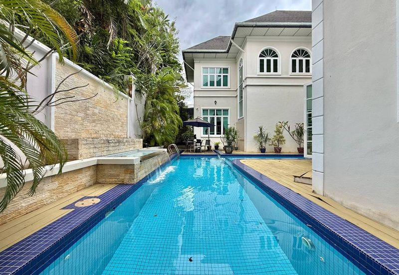 Impian Golf & Country Club