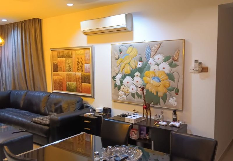 Royal Domain Sri Putramas II