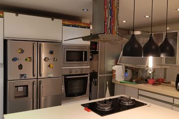 Royal Domain Sri Putramas II