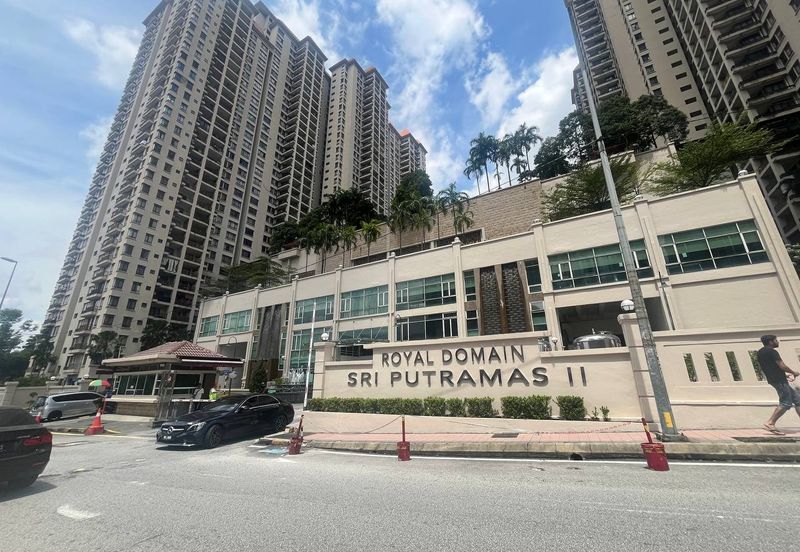 Royal Domain Sri Putramas II