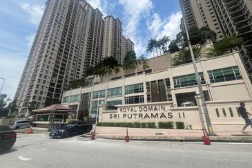 Royal Domain Sri Putramas II