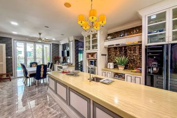 Seksyen 8, Kota Damansara