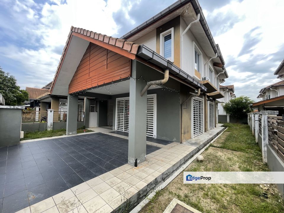 Anjung Suasana Bandar Seri Putra Bangi Double Storey Semi D For Sale Freehold , Selangor, Bangi
