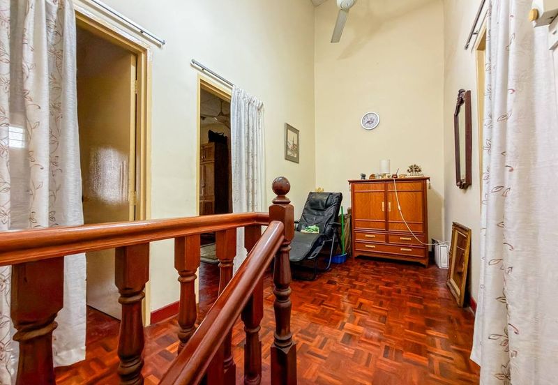 Seksyen 8, Kota Damansara