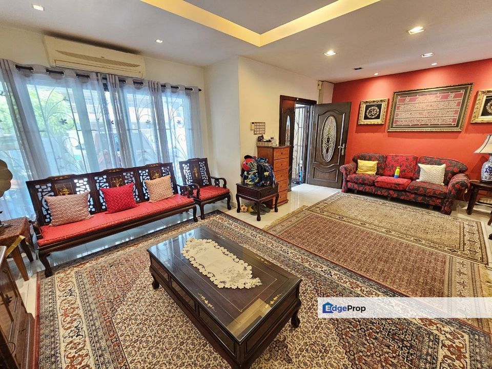 Taman Dagang Permai Ampang 2.5 Storey Terrace For Sale Freehold, Selangor, Ampang