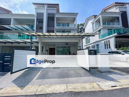 END LOT 2.5 Storey Superlink Putra Residence, Taman Pinggiran Putra, Seri Kembangan FOR SALE, Selangor, Seri Kembangan