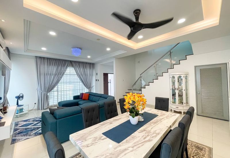 Taman Pinggiran Putra