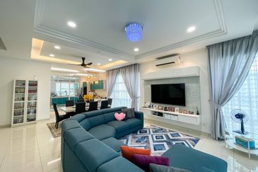 Taman Pinggiran Putra