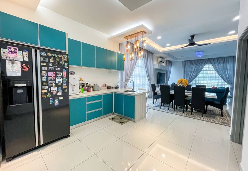 Taman Pinggiran Putra