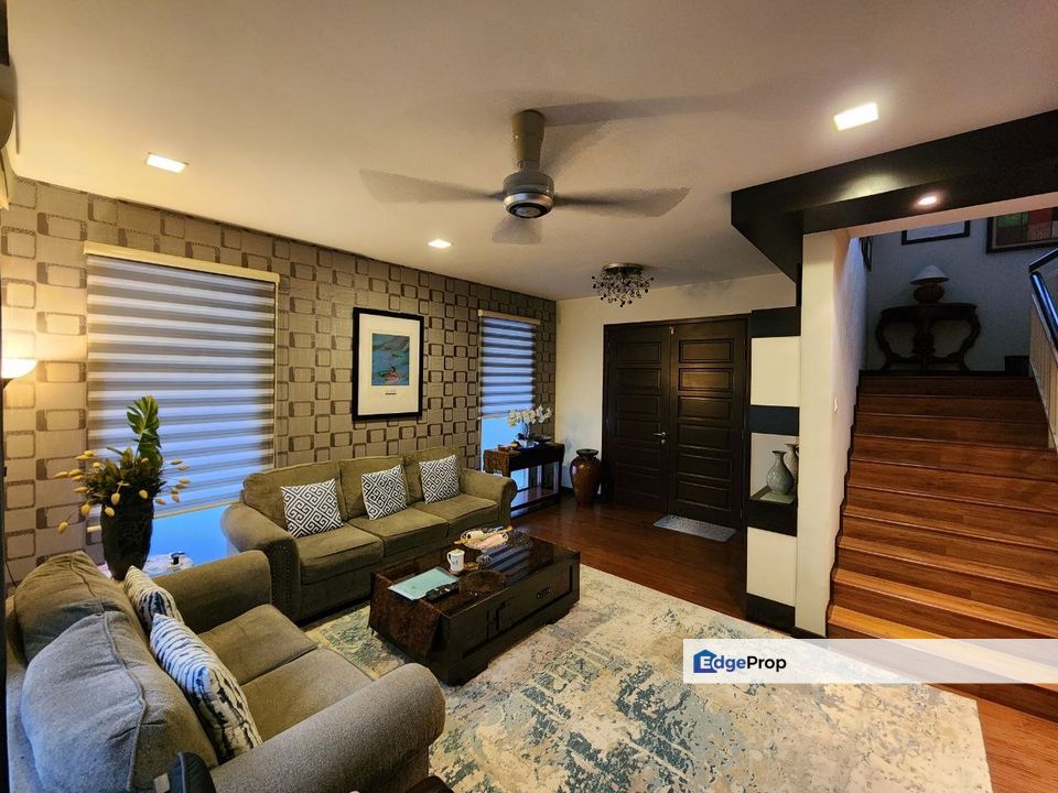 Anjung Suasana Bandar Seri Putra Bangi Double Storey Semi D For Sale Freehold, Selangor, Bangi