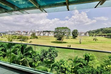 Bandar Tun Hussein Onn