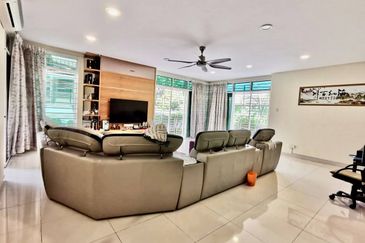 Bandar Tun Hussein Onn