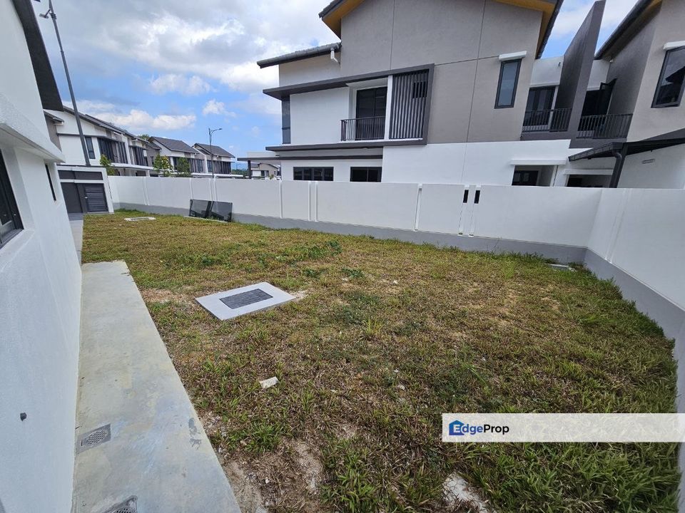 [BIGGEST BUILT UP] Double Storey Semi D Cluster Verna Serene Heights, Bangi FOR SALE, Selangor, Semenyih