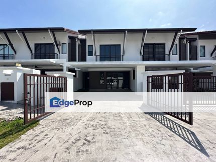 [LONG DRIVEAWAY] Double Storey Terrace Dahlia 2, Serene Heights, Bangi FOR SALE, Selangor, Semenyih