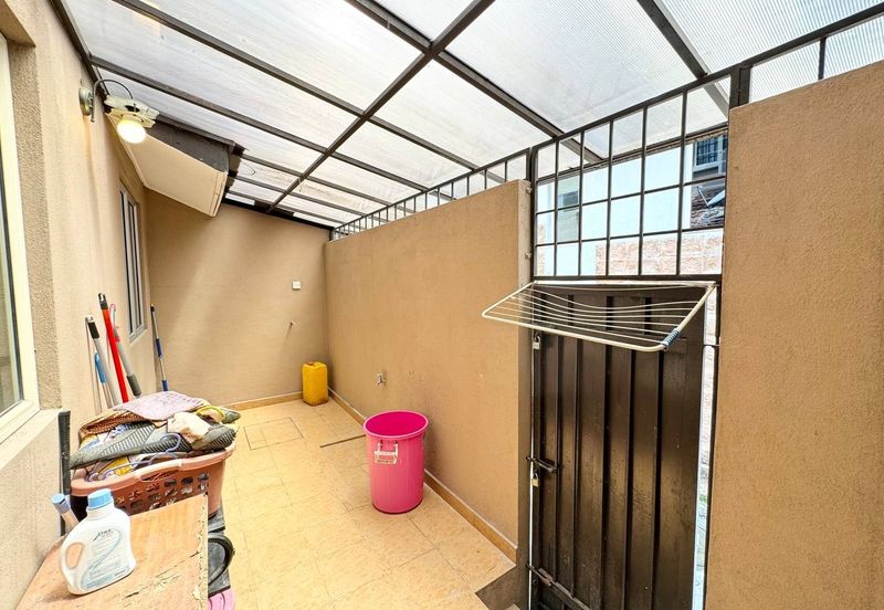 [RENOVATED 24'x80'] Double Storey Superlink Jalan Birai, Bukit Jelutong, Shah Alam FOR SALE