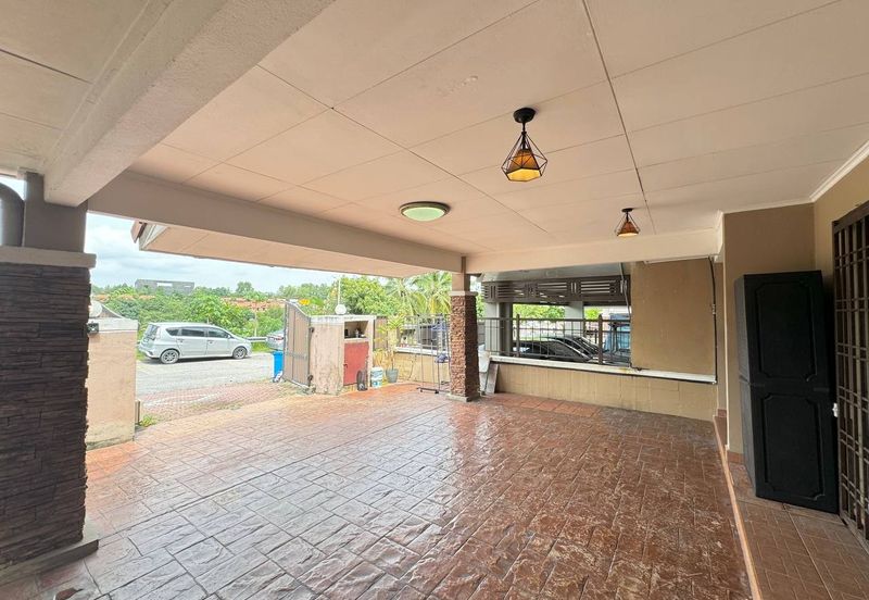 [RENOVATED 24'x80'] Double Storey Superlink Jalan Birai, Bukit Jelutong, Shah Alam FOR SALE