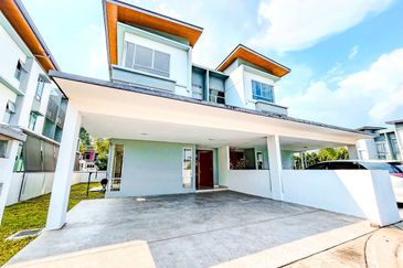 Parkfield Residences, Tropicana Heights