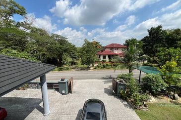 Impian Golf & Country Club