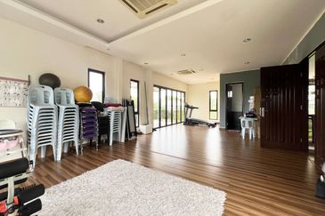 Impian Golf & Country Club