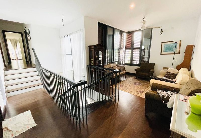 Tiana Elmina Gardens