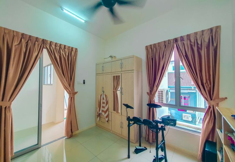 Fairfield Residences, Tropicana Heights