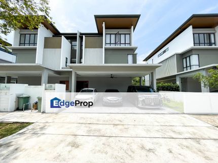 [RENOVATED] 3 Storey Semi D Ridgefield Residence Tropicana Heights, Kajang FOR SALE, Selangor, Kajang