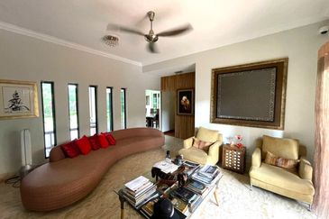 CORNER LOT Double Storey Bungalow Bidai Residence Bukit Jelutong, Sha Alam FOR SALE