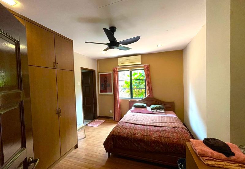 CORNER LOT Double Storey Bungalow Bidai Residence Bukit Jelutong, Sha Alam FOR SALE