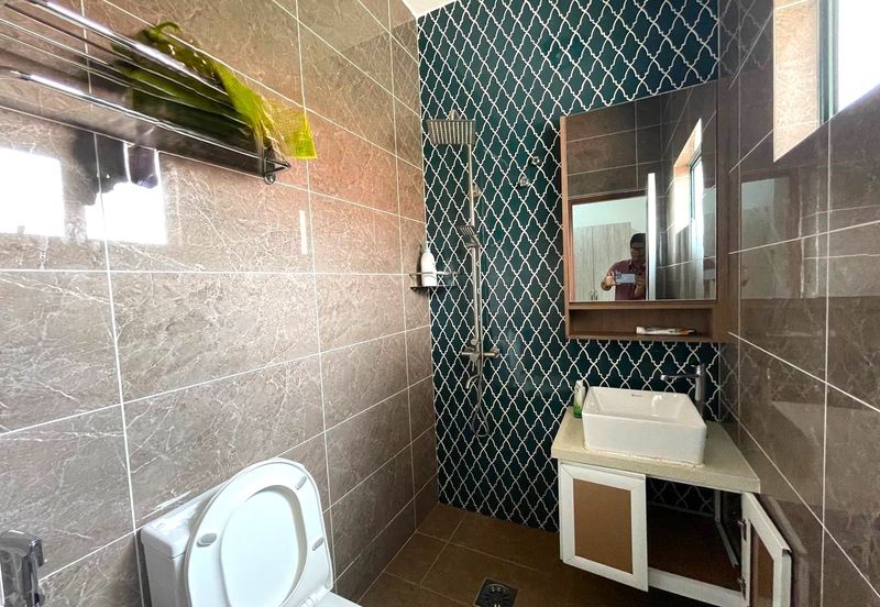 CORNER LOT Double Storey Bungalow Bidai Residence Bukit Jelutong, Sha Alam FOR SALE