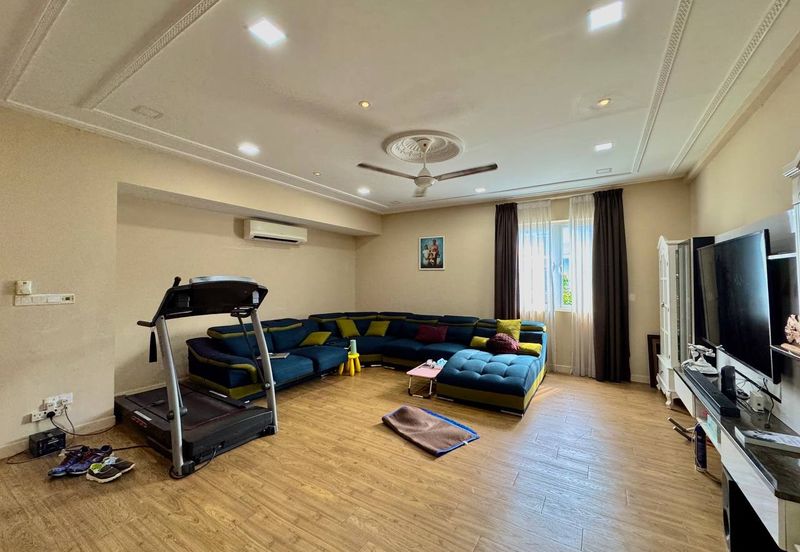 CORNER LOT 3 Storey Bungalow 1080 Residence, Puncak Saujana, Kajang FOR SALE