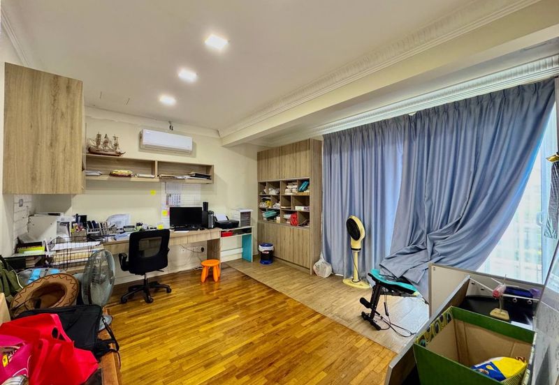 CORNER LOT 3 Storey Bungalow 1080 Residence, Puncak Saujana, Kajang FOR SALE