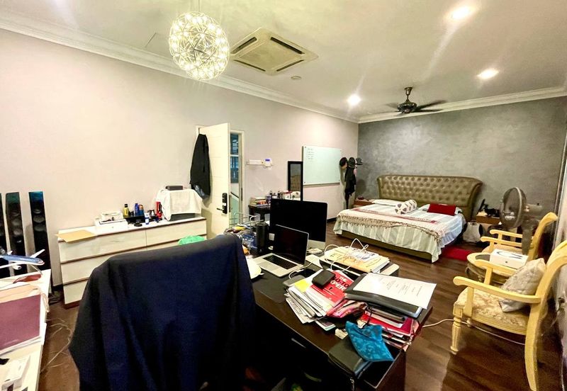 RENOVATED 2.5 Storey Superlink Terrace CYPRUS, USJ Heights Subang Jaya FOR SALE