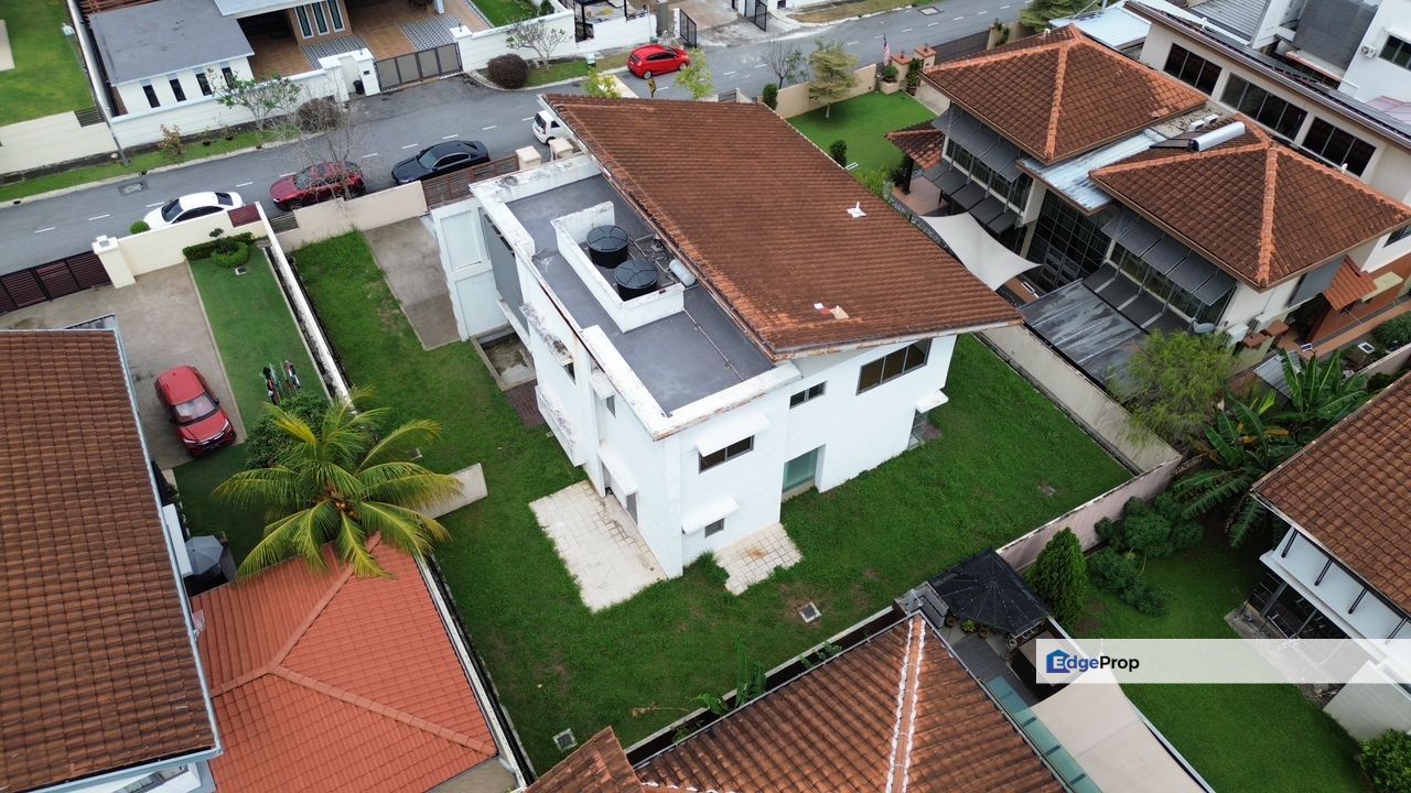 Banyan Close Bandar Bukit Mahkota Bangi Double Storey Bungalow For Sale Freehold, Selangor, Bangi