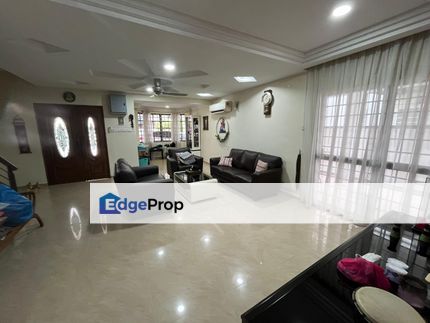 End lot tastefully renovated fully extended guarded 2 storey house , Selangor, Kota Kemuning