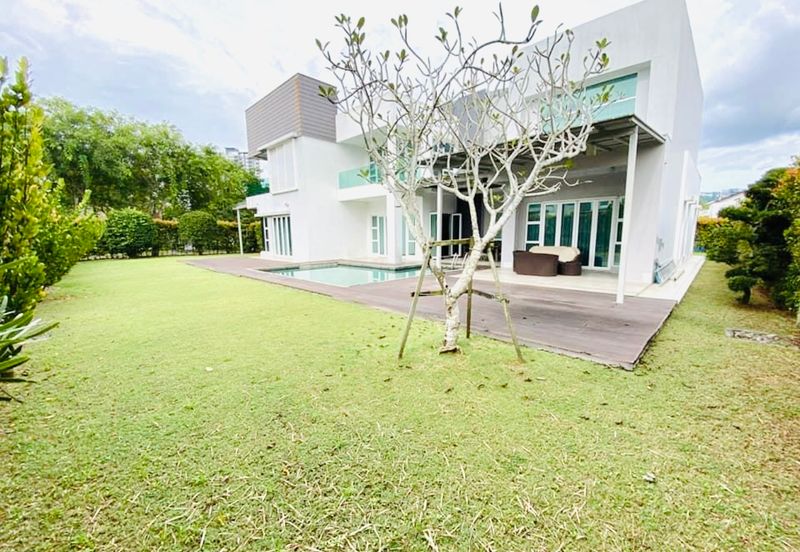 Noble Park @ East Ledang