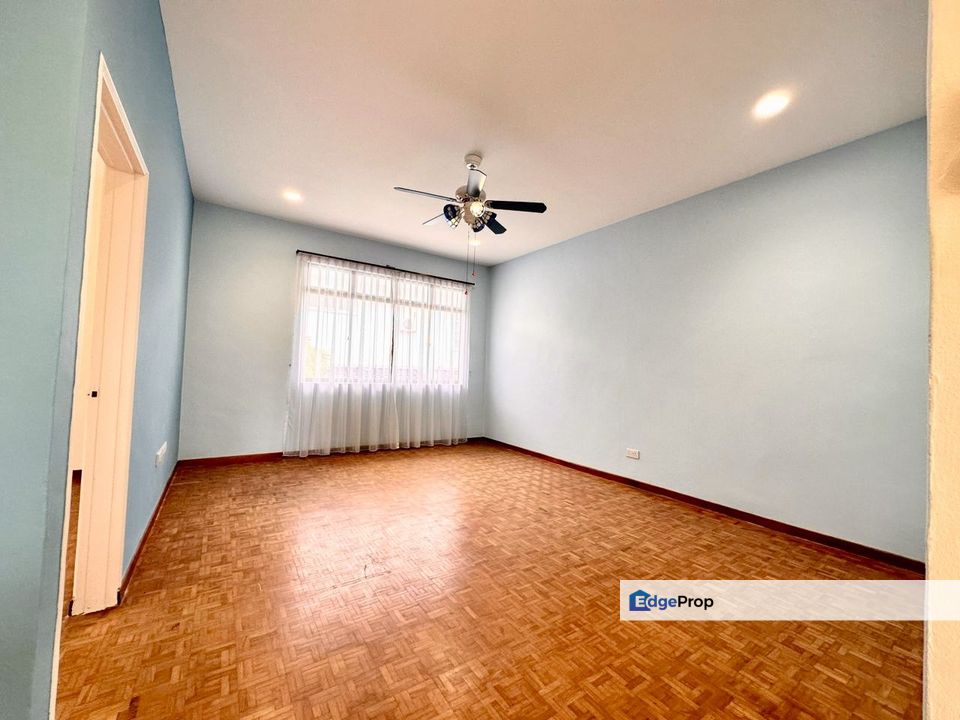 JB Town, Renovated Bungalow, Johor, Johor Bahru