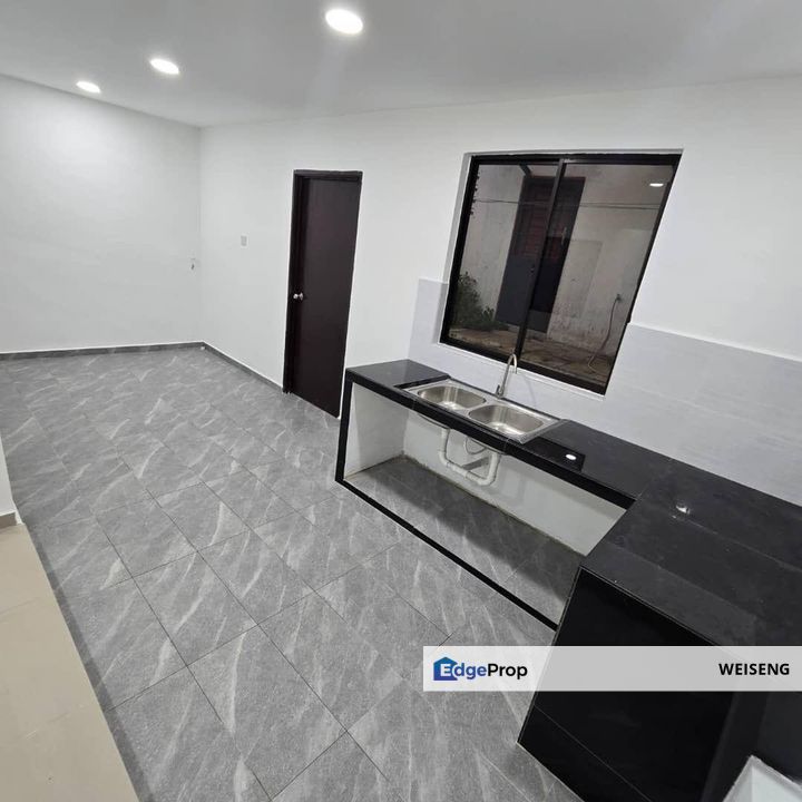 Taman Nesa Skudai Single Storey Low Cost For Sale, Johor, Skudai