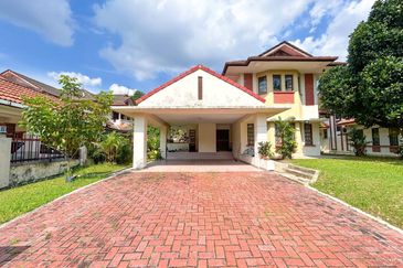 Bandar Tun Hussein Onn