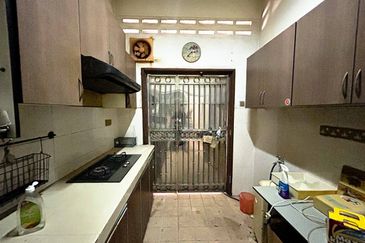 KGSAAS Golf Club, Seksyen 13